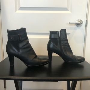 Aquatalia Rochelle heeled boots